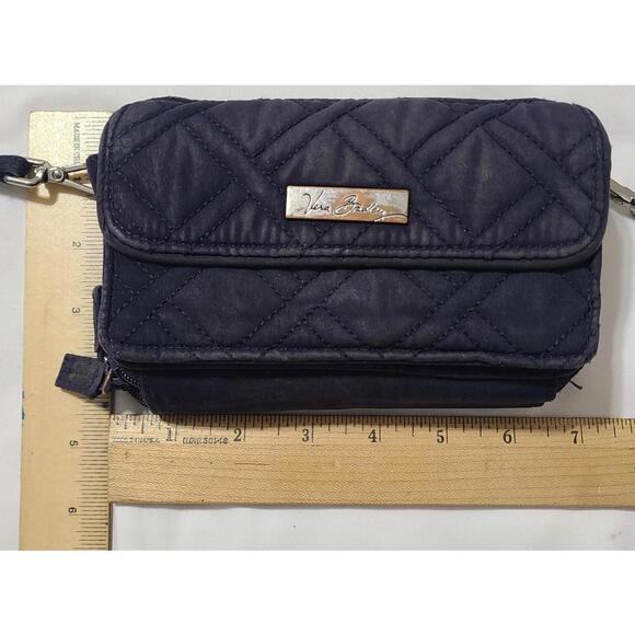 Vera Bradley All-In-One Crossbody Bag  Trifold Wallet Womens Black Quilted  GUC - Picture 2 of 7